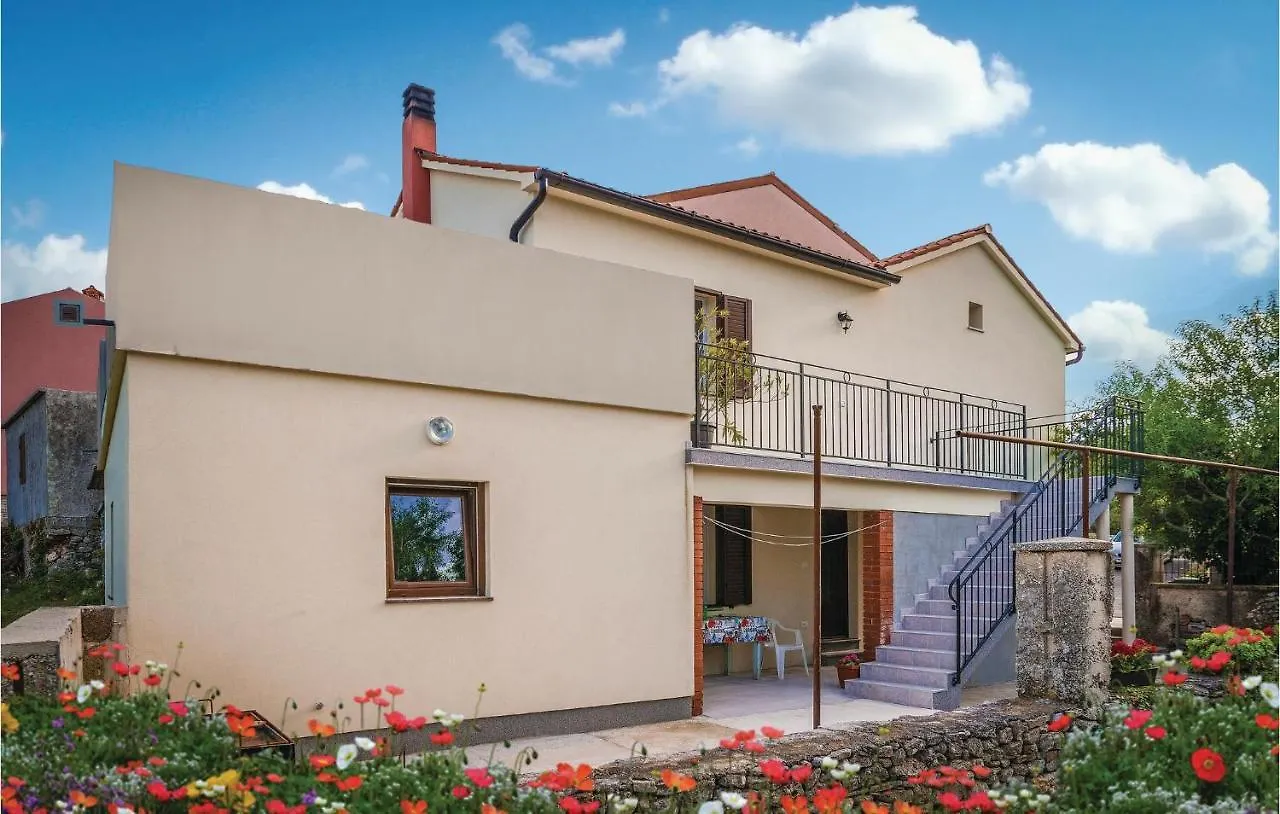 Holiday home 3 Bedroom Awesome Home In Medulin